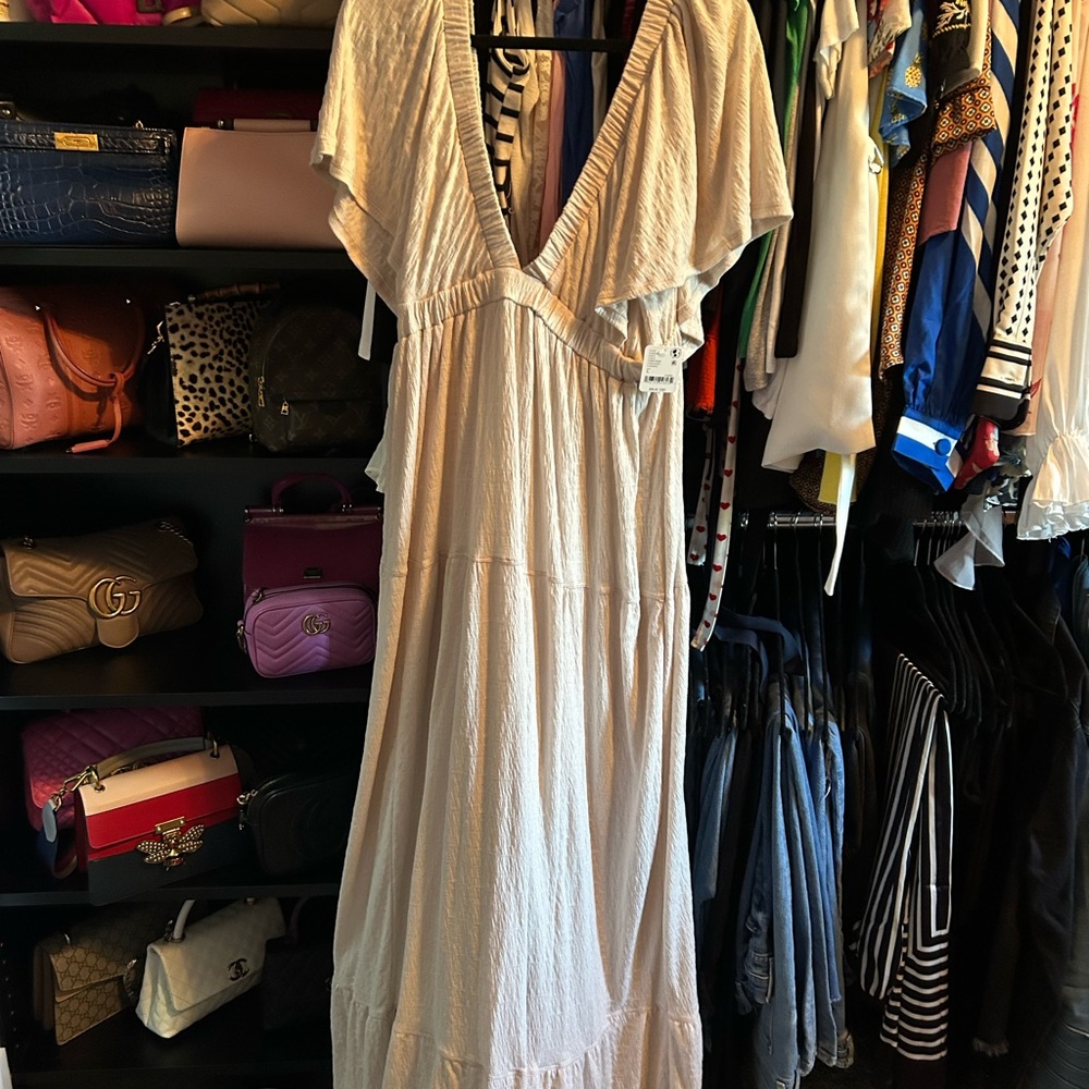 Elegant Cream Maxi Dress